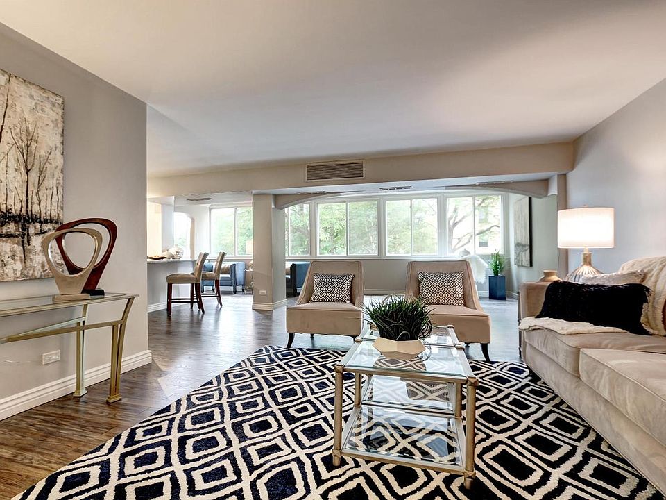 1st image of 800 N Washington St APT 201