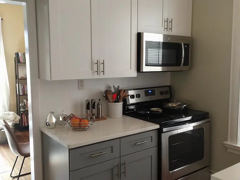 1909 1st Ave S #4 — Photo 2