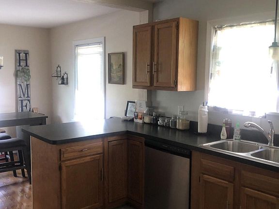 4th image of 2160 Hollywood Pl