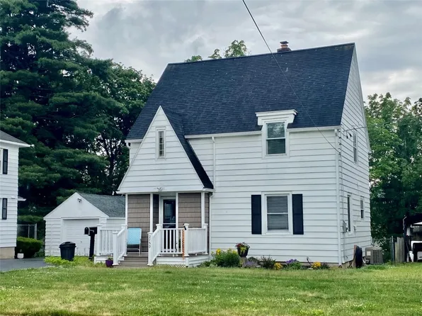 2730 Hall St, Endwell, NY 13760