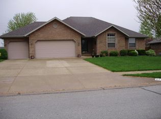 3771 S Suburban Ave, Springfield, MO 65807