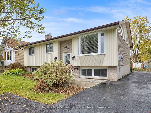 4th image of 32 Alnet Dr