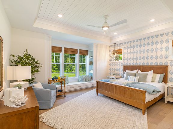 Model Home shown, features may vary