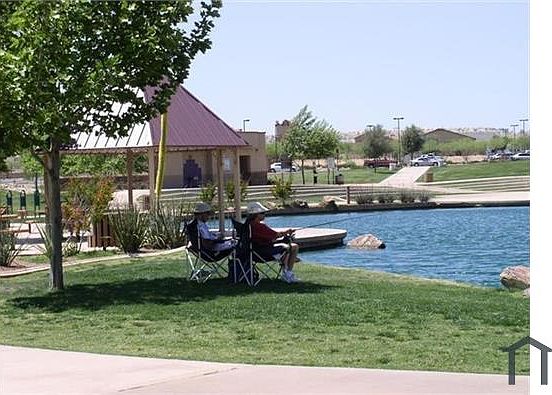 2nd image of 264 E Camino Del Pinsapo