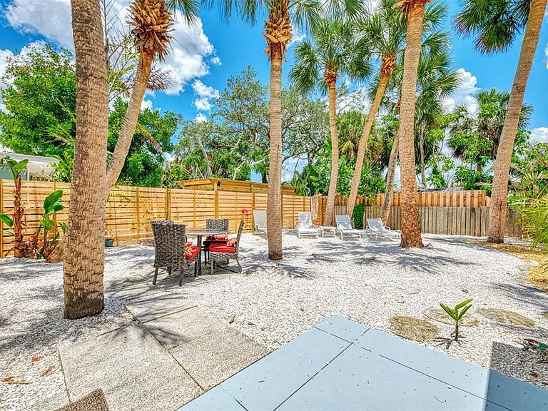 5253 Avenida Del Mare — Photo 43