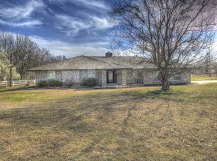 9898 E Spotted Horse Dr, Claremore, OK 74019