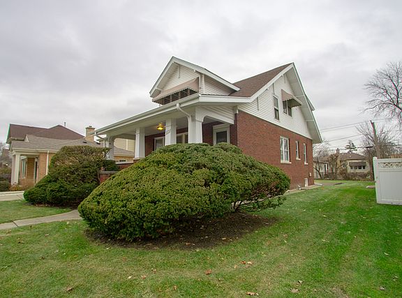 4th image of 1215 Newberry Ave