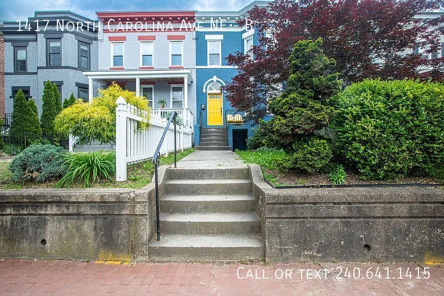 Spacious Studio Apartment in Capitol Hill! — Photo 3