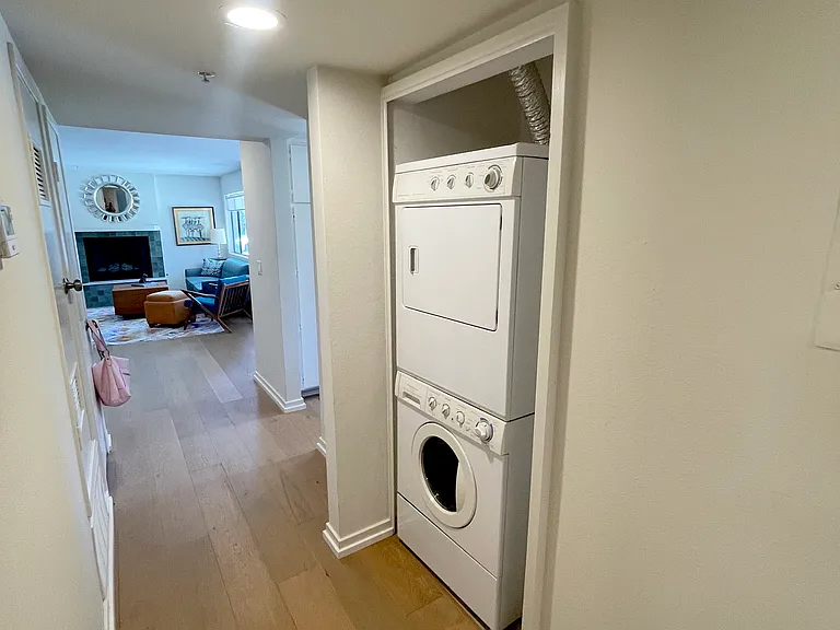 4055 Eagle St #101 — Photo 13