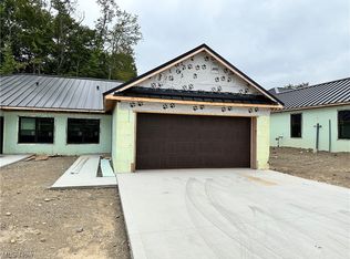 1013 Sycamore Ln, Millersburg, OH
