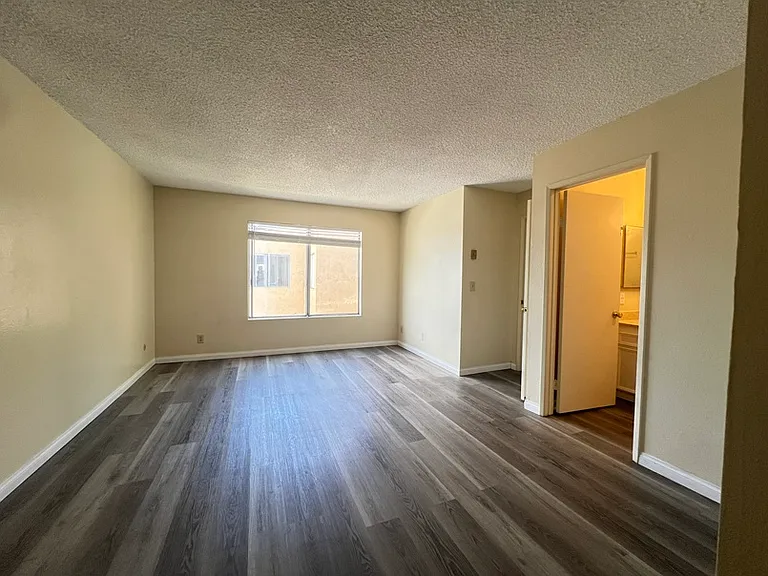 8828 Mira Mesa Blvd #2 — Photo 12