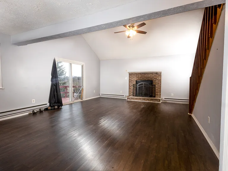 7694 Fawn Ln — Photo 3