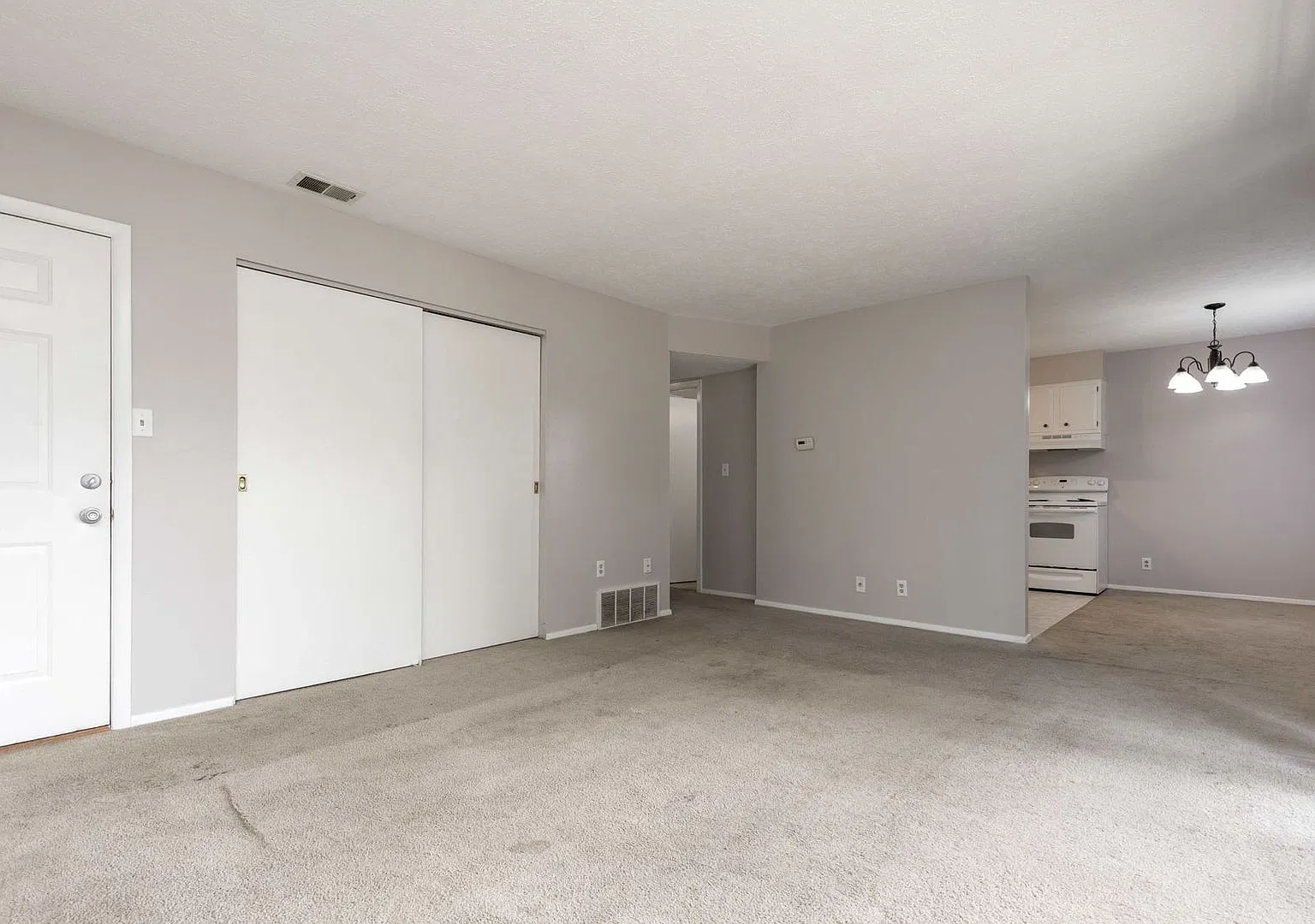 9308 Aylesbury Drive — Photo 4