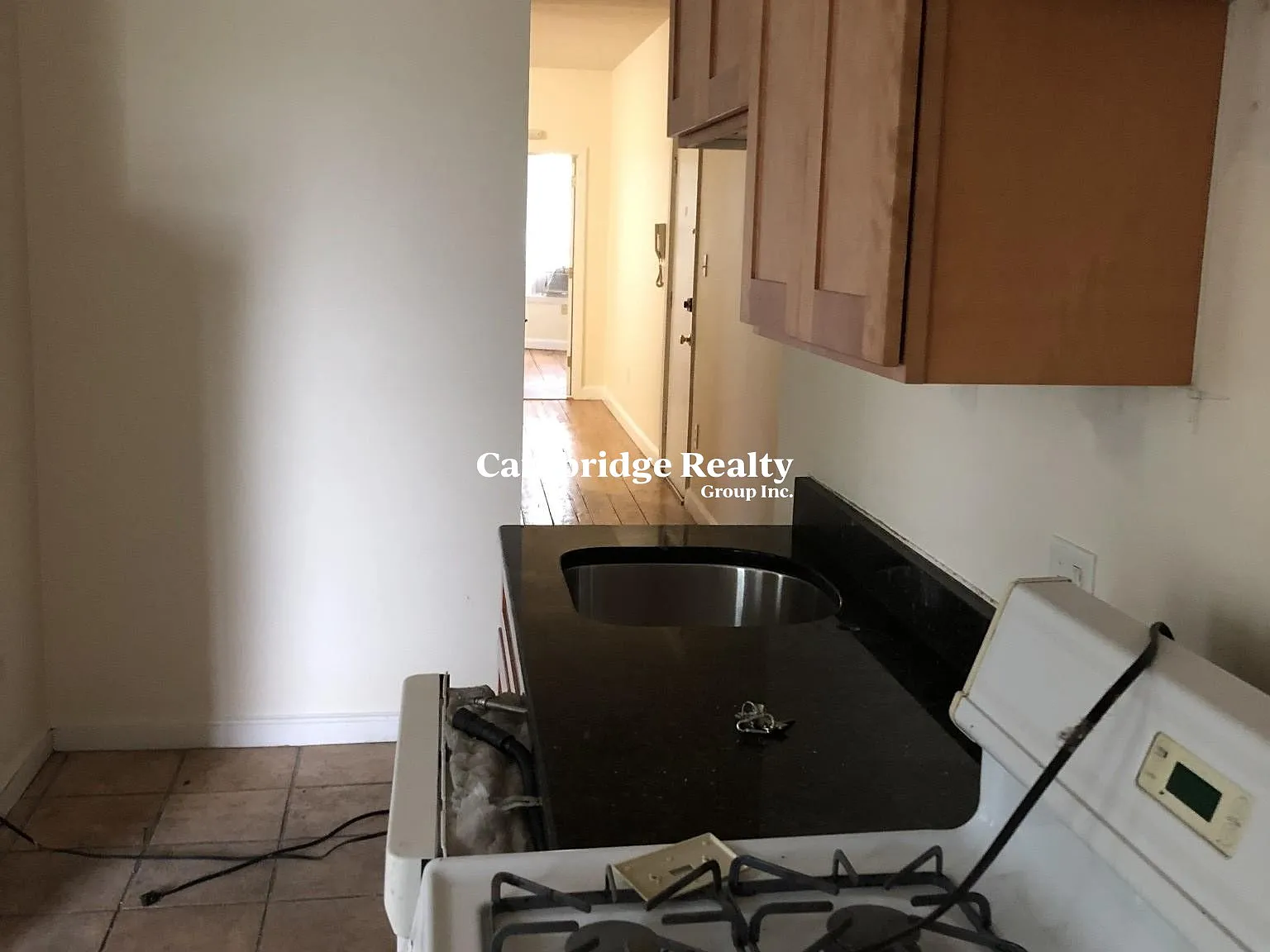 4 bed, 1.0 bath, $4,750 — Photo 3