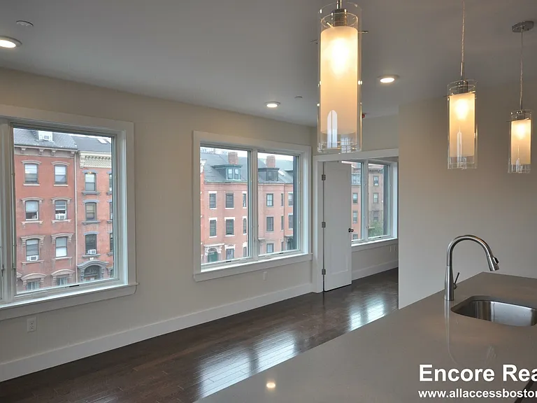 659 Massachusetts Ave #6 — Photo 8