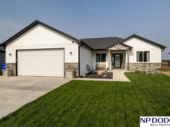 120 Hunter St, Ceresco, NE 68017