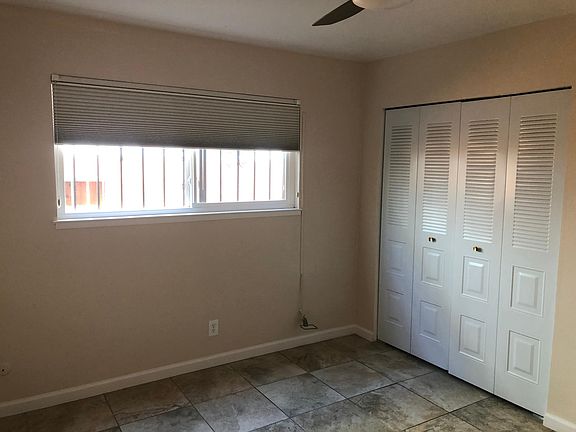3rd image of 1510 28th St APT 10
