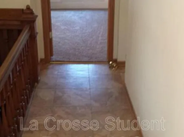 906 Vine St, La Crosse, WI 54601