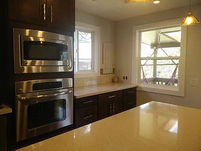 4 bed, 2600 sqft, $5,200 — Photo 3