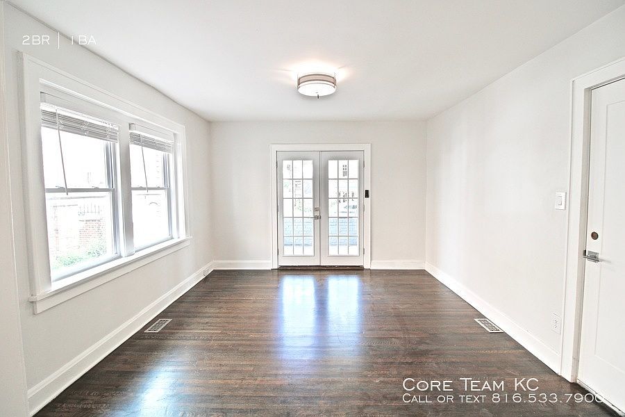 1st image of 4322 Mercier St #2