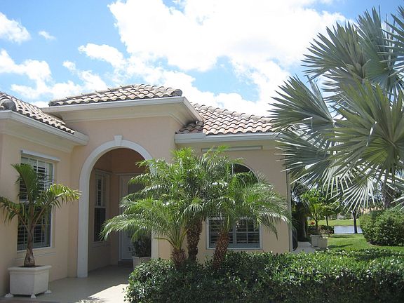 Built 2002 - Custom Landscaping All Around!