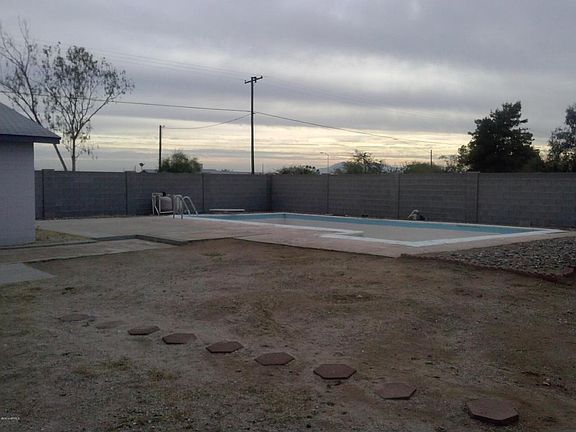 3rd image of 1810 N 192nd Ave