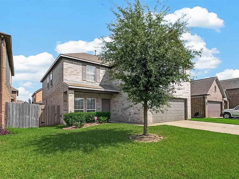20702 Iron Timber Ln — Photo 2