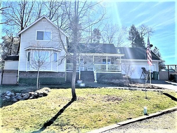 2nd image of 16877 Oak Hollow Cir