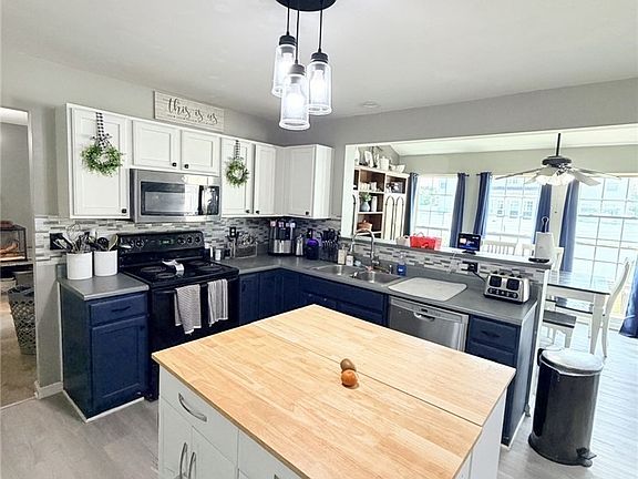 2nd image of 5494 Ravensthorpe Way