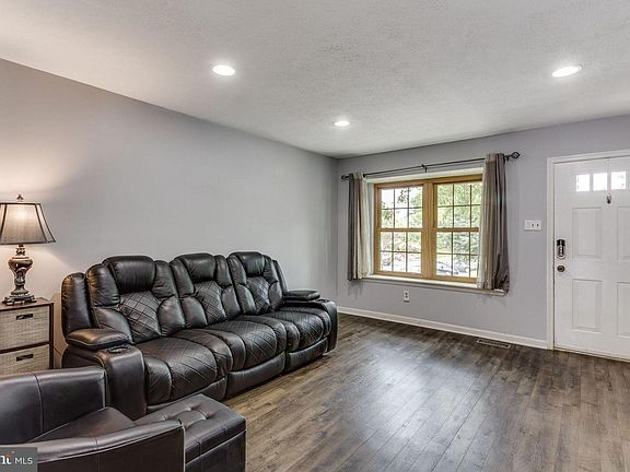 3rd image of 13943 Big Yankee Ln