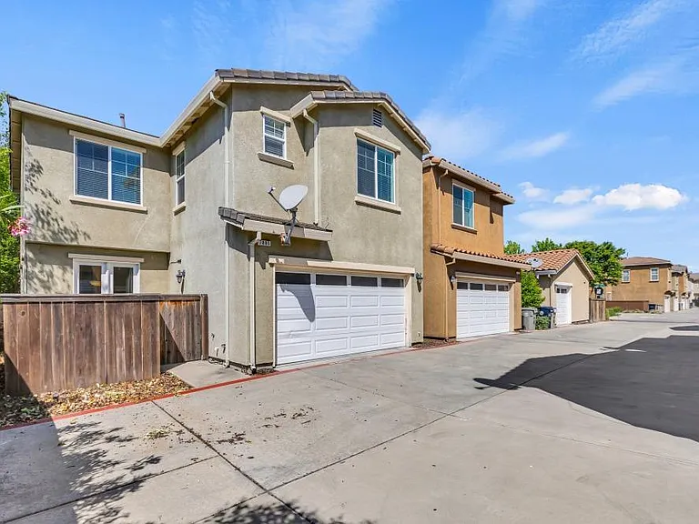 7885 Monaldo Walk — Photo 17