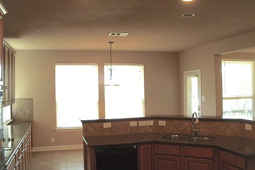 2nd image of 25307 Bunker Dr