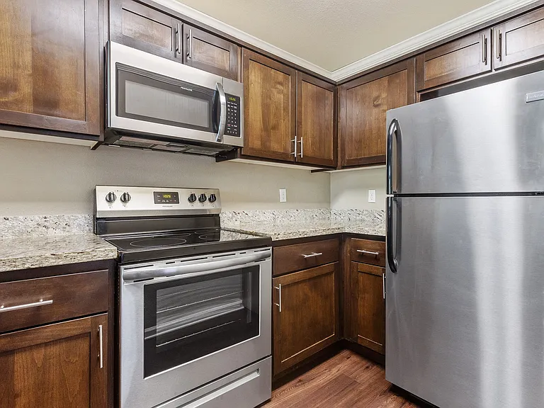 Larkspur Woods Apartment Homes — Photo 6
