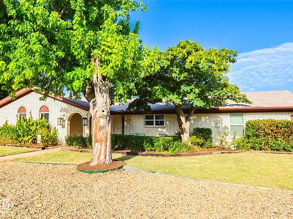 4th image of 4618 Plover Ln