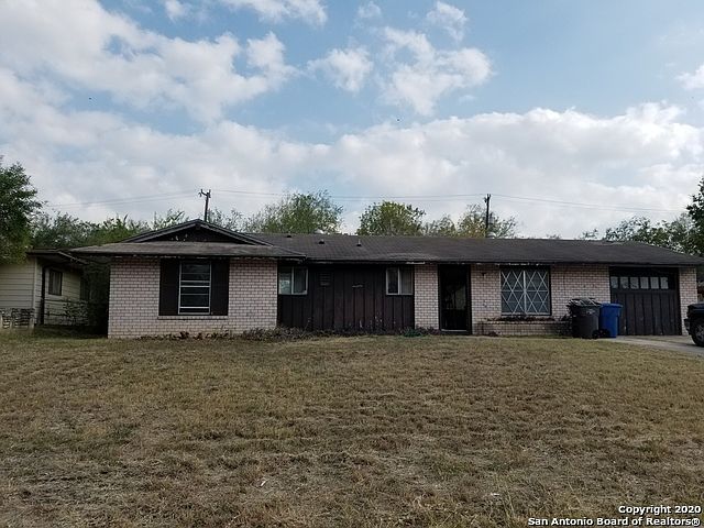 1st image of 134 Moon Valley Dr