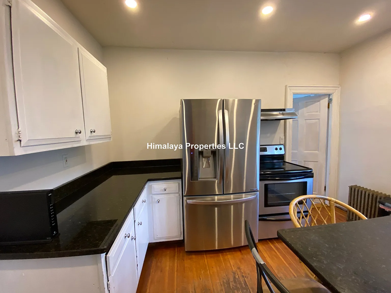 5 bed, $6,625 — Photo 2