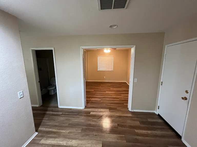 38109 Floricita St — Photo 10