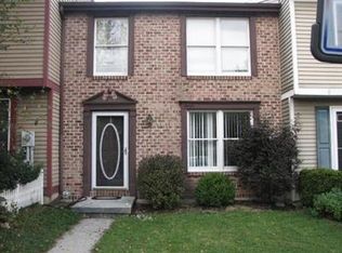 670 S 82nd St, Harrisburg, PA 17111