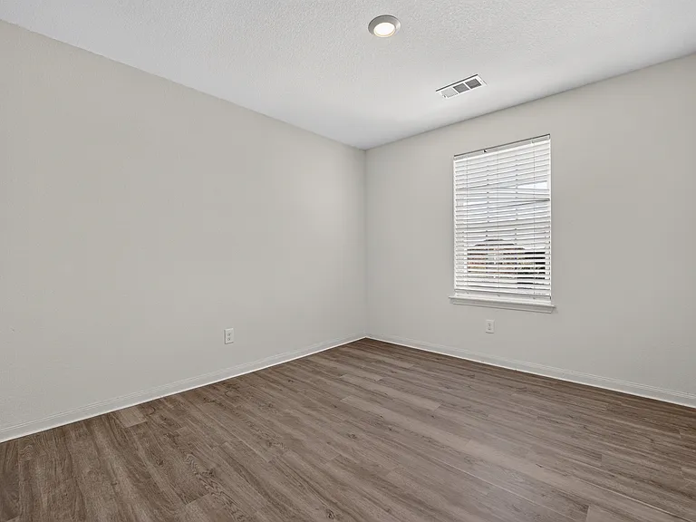 169 Allington Cir — Photo 27