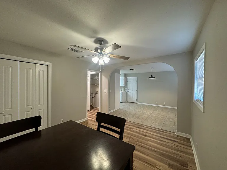 9434 Palmetto Ln — Photo 4