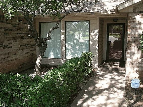 2nd image of 6501 Gaelic Glen Dr