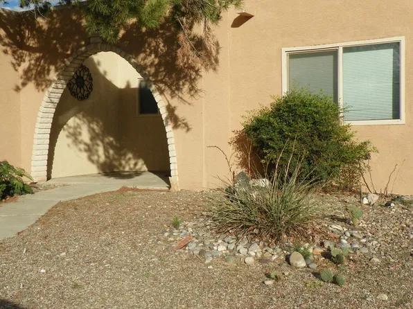 1300 Grande Blvd SE APT B, Rio Rancho, NM 87124
