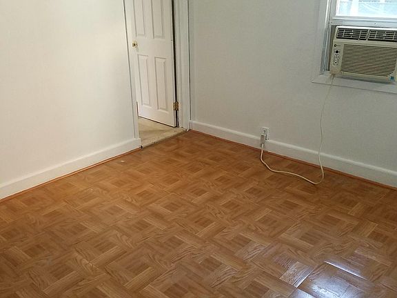 4th image of 99 Elton St #S1