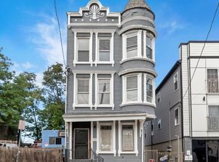 422 18th Ave, Newark, NJ 07108