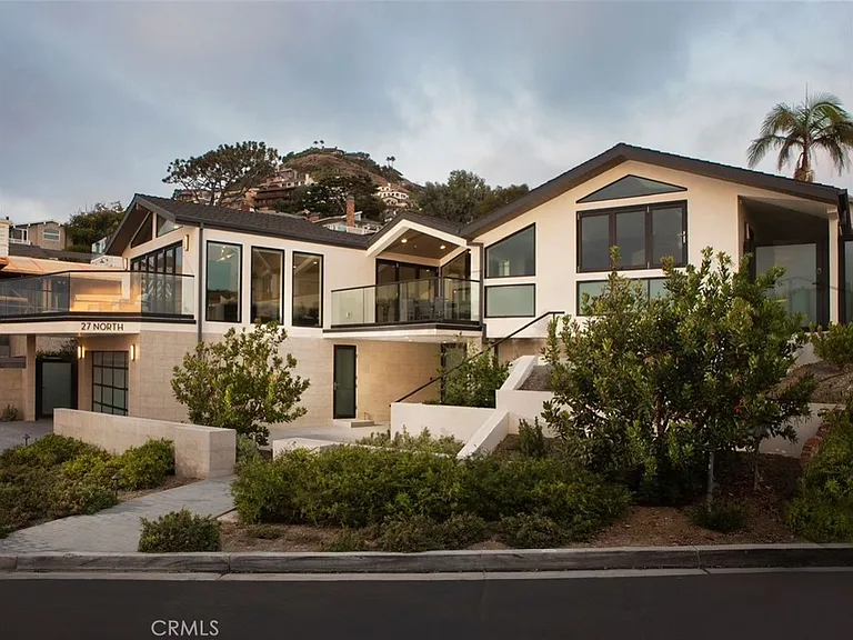 27 N La Senda Dr — Photo 4