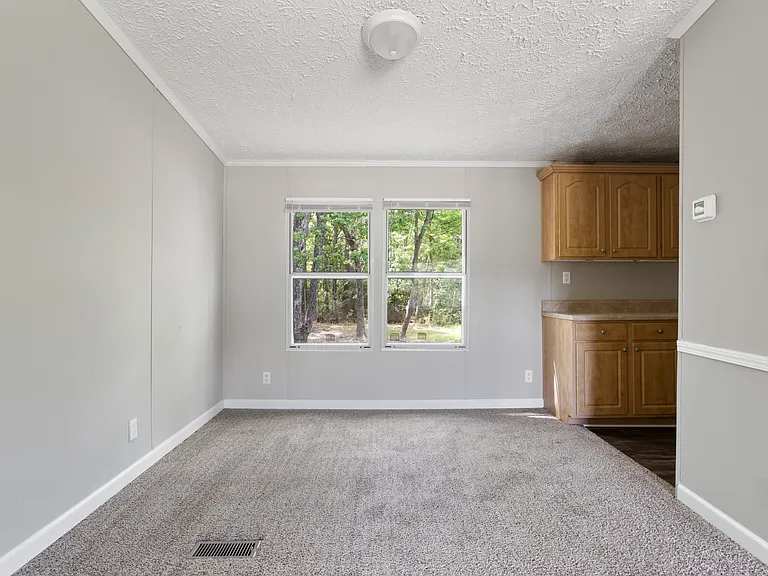 11612 Independence Rd — Photo 4