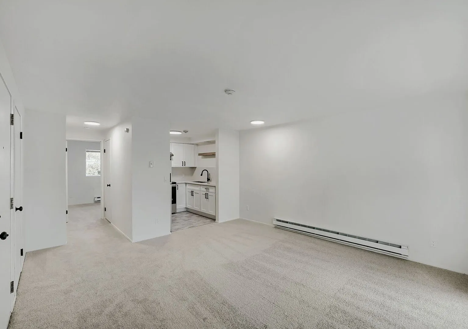 7950 168th Redmond — Photo 3