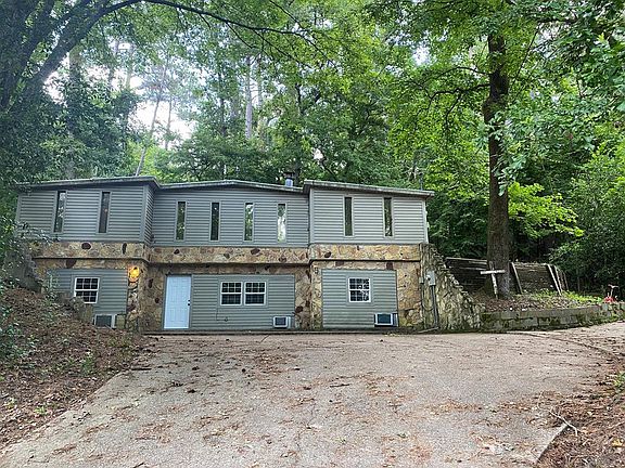 2nd image of 1123 Tanglewood Cir