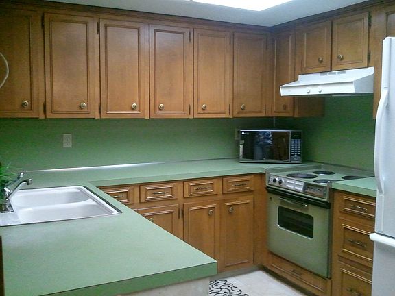 2nd image of 14 Glenbrook Pl