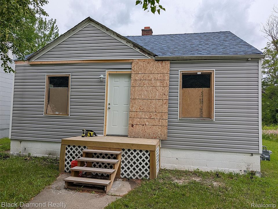 1st image of 19957 Annott St